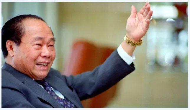 Foto Eka Tjipta Widjaja