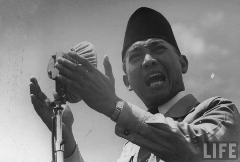 penasoekarno.wordpress.com