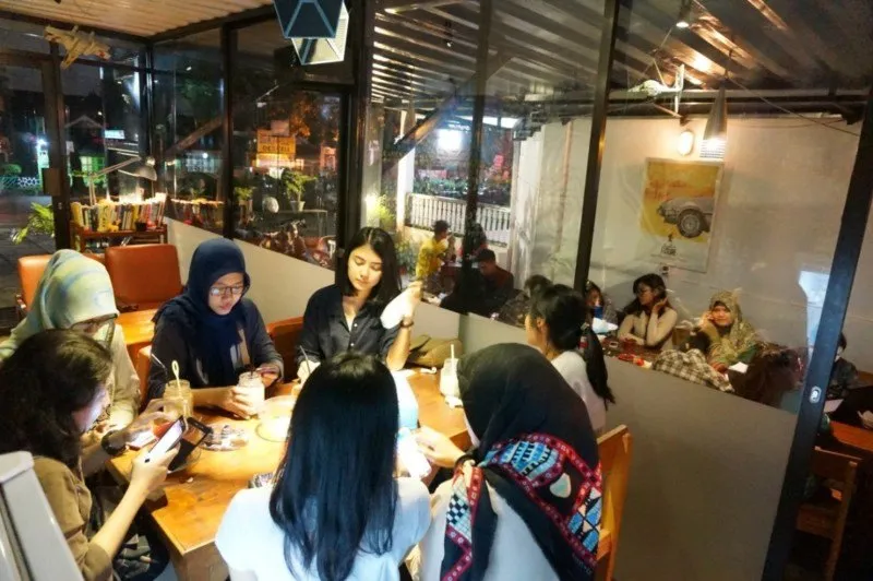 hellosemarang.com