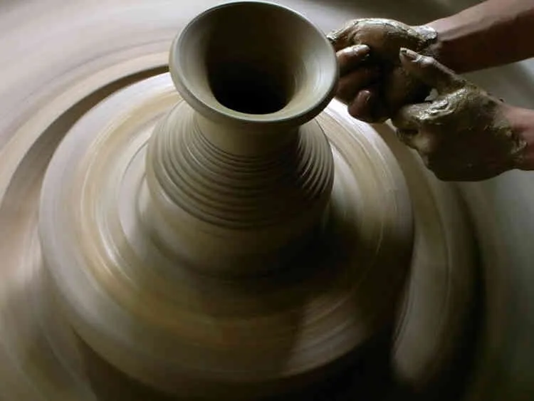 SENI KERAMIK